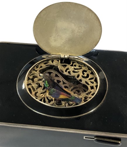 Lot 371 - A late 19th century singing bird automaton
