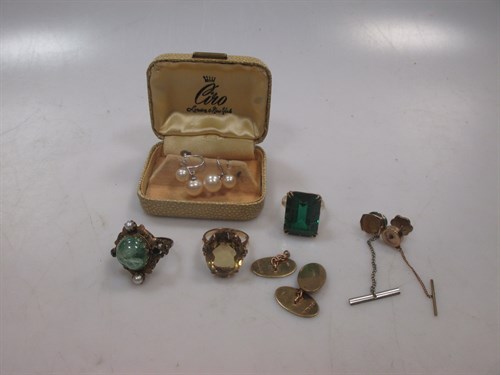 Lot 368 - Three dress rings, two of which marked '9ct'...