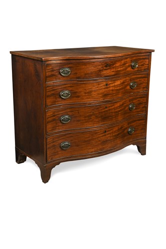 Lot 468 - A George III mahogany serpentine chest of drawers