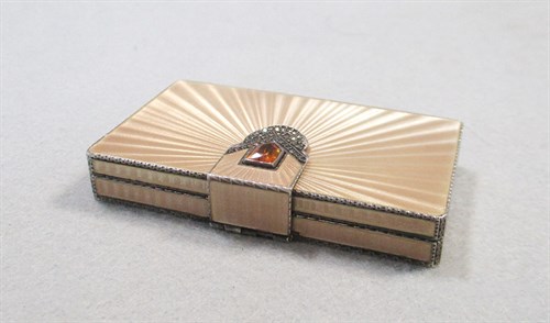 Lot 323 - A George V silver and enamel travelling compact