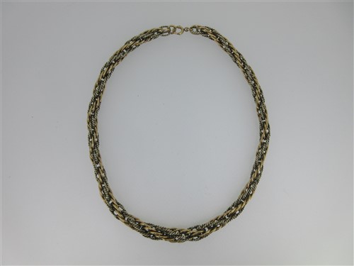 Lot 226 - A 9ct gold bi colour graduated fancy ropetwist necklace