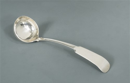 Lot 689 - Banff - A rare William IV silver toddy ladle