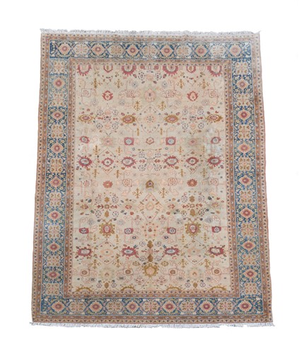 Lot 469 - An English design Ziegler Mahal carpet