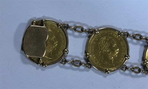 Lot 356 - A bracelet set with six Austrian one ducat gold coins