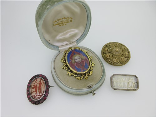 Lot 221 - A Georgian hardstone intaglio and garnet brooch together with three other antique brooches