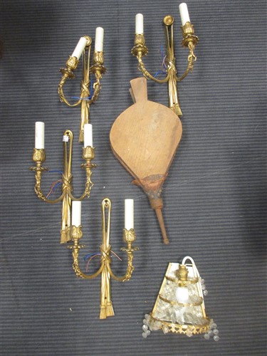 Lot 486 - A group of wall light brackets and two bag...