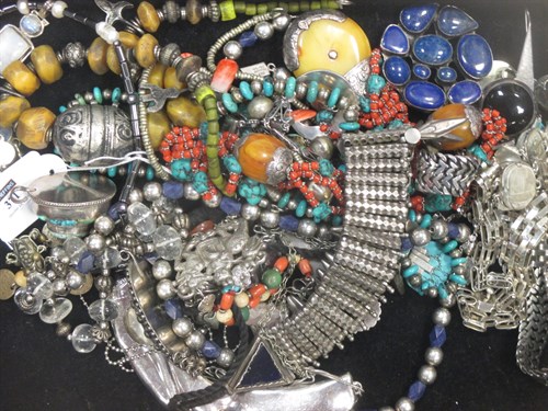 Lot 371 - A collection of ethnic jewellery, some...