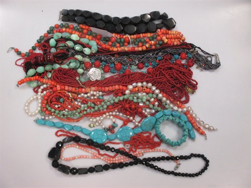 Lot 211 - A collection of coral bead jewellery,...