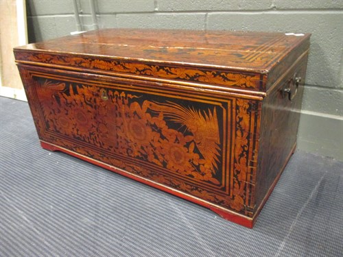 Lot 621 - A Sumatran blanket chest a/f 39 x 86 x 44cm