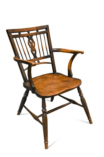 Lot 414 - A 19th century beech and elm Mendlesham chair