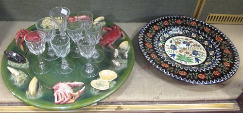 Lot 269 - A Thune plate a/f, a 20th century Portuguese...