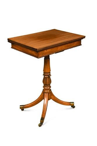 Lot 525 - A Regency mahogany pedestal card table