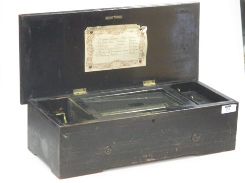 Lot 224 - A small comb and cylinder music box A/F