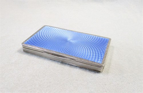 Lot 326 - A George V silver and enamel card case