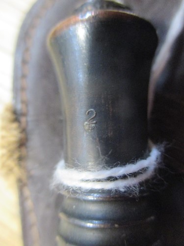 Lot 123 - A WWII Fairbairn Sykes fighting knife