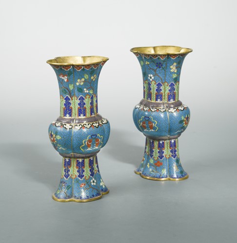 Lot 138 - A pair of  late Cloisonné vases, Qing Dynasty, 18th/19th century