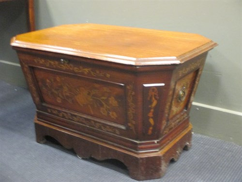 Lot 644 - A 19th century mahogany and marquetry inlaid...