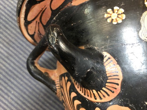 Lot 279 - An Attic red-figure bell krater