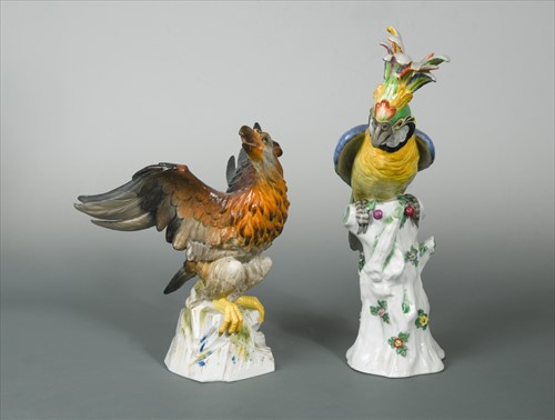 Lot 5 - A continental porcelain model of a crested parrot