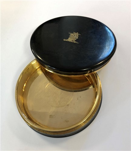 Lot 373 - A tortoiseshell and gold lined box