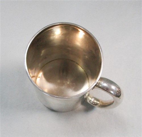 Lot 633 - A Victorian silver pint tankard