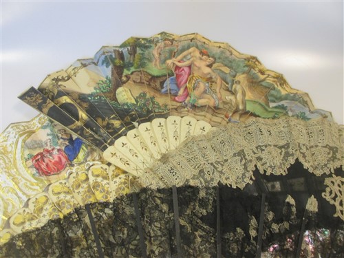 Lot 125 - A mid 19th century bone fan