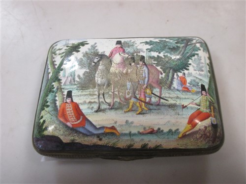 Lot 121 - An early 19th century enamel box