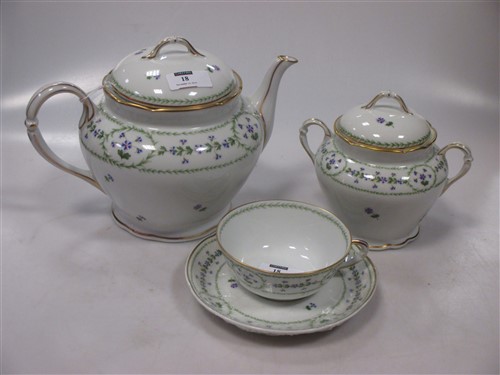 Lot 18 - A modern Bernadaud Limoges 'Barbeaux' pattern...