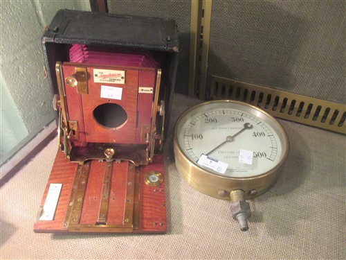 Lot 7 - A steam brass pressure gauge, and a Sanderson...