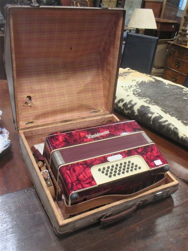 Lot 148 - A 1960's world master accordion.