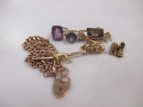 Lot 216 - Two 9ct gold bracelets