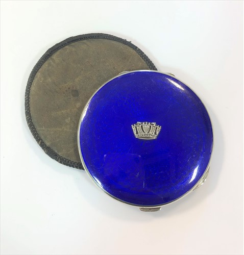 Lot 321 - A George V silver and enamel compact