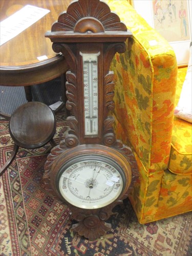 Lot 89 - A Victorian aneroid barometer