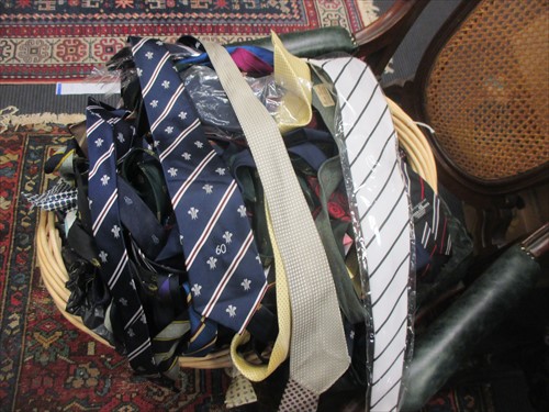 Lot 65 - A quantity of silk ties
