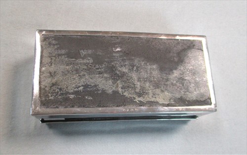 Lot 414 - A Victorian silver table cigar / cigarette box