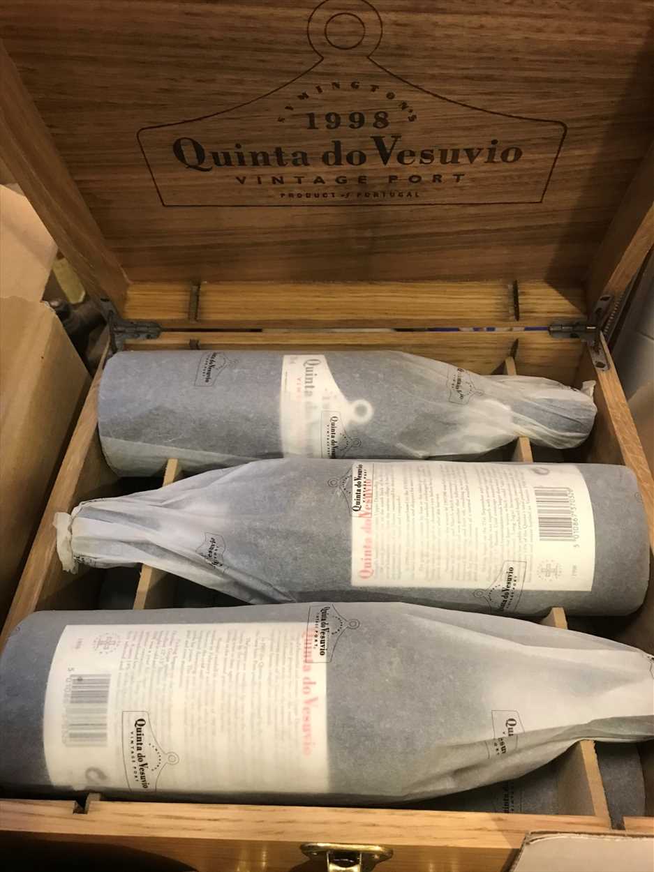 Lot 873 - Quinta do Vesuvio vintage port 1998, 6 bottles...