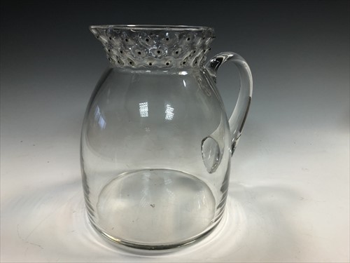 Lot 9 - Cactus, an R. Lalique water jug