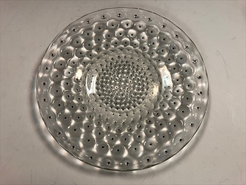Lot 10 - Cactus, an R. Lalique glass plate