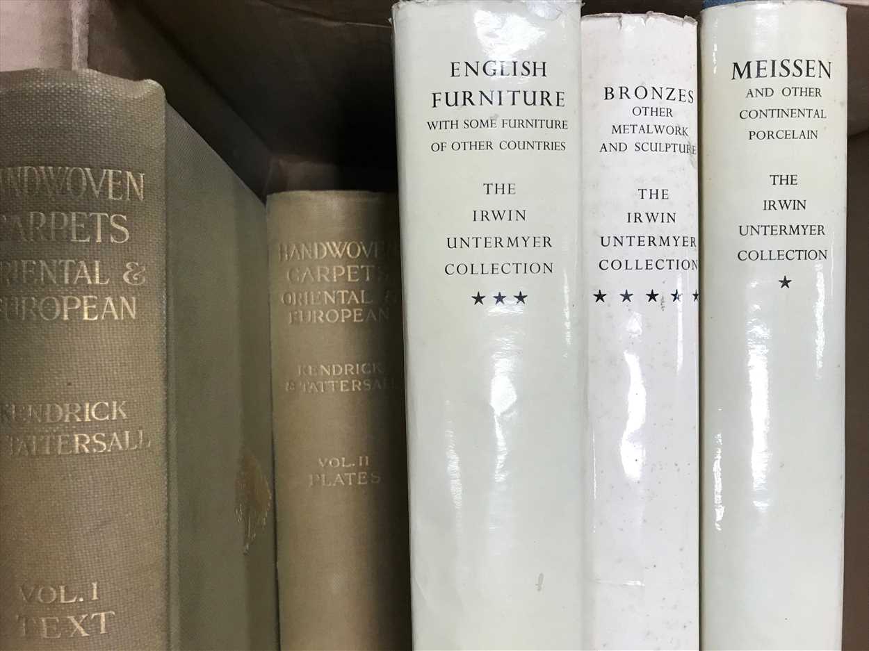 Lot 479 - Antiques reference.