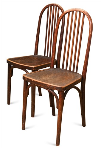 Lot 167 - A pair of Thonet bentwood chairs