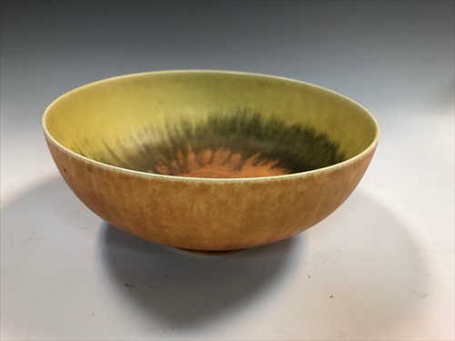 Lot 41 - A Ruskin Pottery bowl