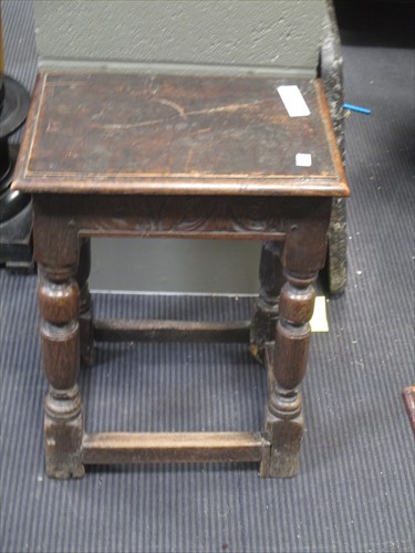 Lot 586 - A 17th century style oak joint stool