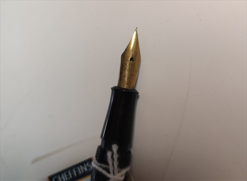 Lot 130 - A Namiki pre-Dunhill fountain pen