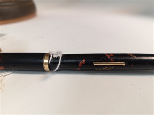 Lot 130 - A Namiki pre-Dunhill fountain pen