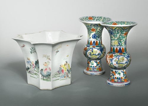 Lot 81 - A pair of Chinese porcelain Gu vases, 20th century