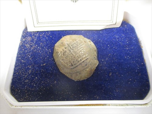 Lot 182 - Two spanish wreck coins, 8 reale and 4 reale - Lucayan beach pirate treasure 1628 - ex spinks