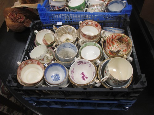 Lot 105 - 6 boxes of mixed 18th, 19th & early 20th century teawares
