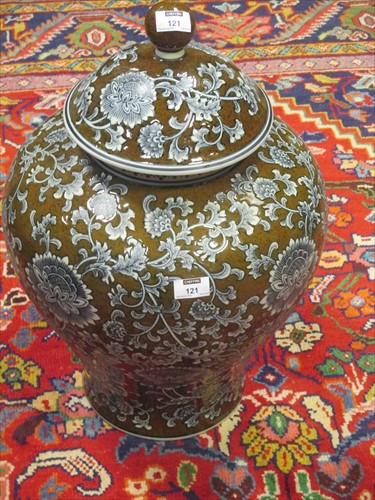 Lot 121 - A large modern Chinese baluster vase and cover,...