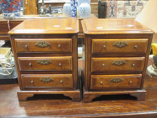 Lot 59 - A pair of miniature reproduction chests of...