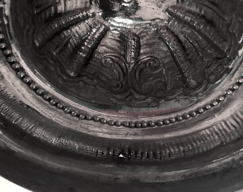 Lot 405 - A George III silver coffee pot